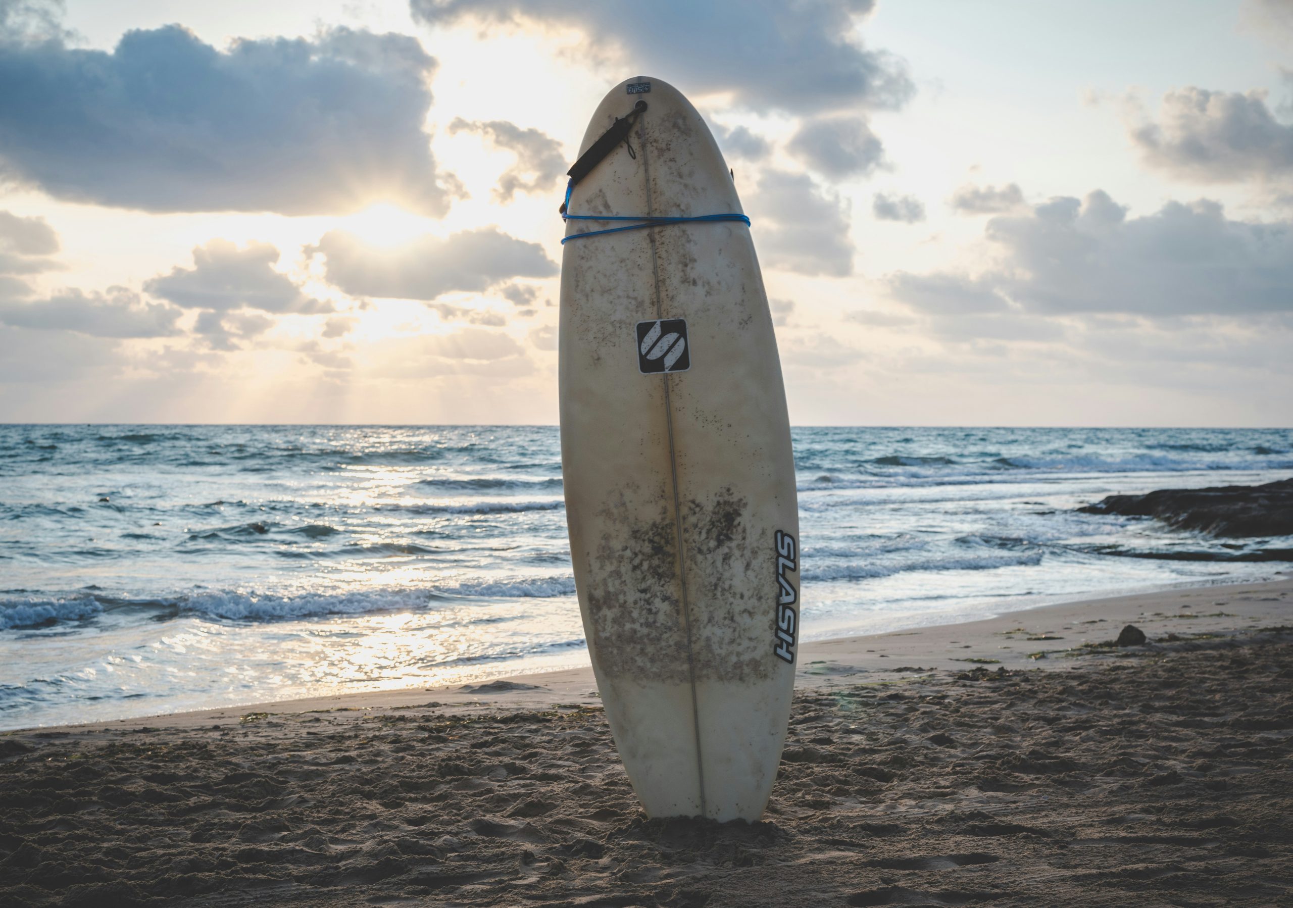 Tenis, wędkarstwo, surfing – jak spędzają wolny czas najbogatsi Polacy?