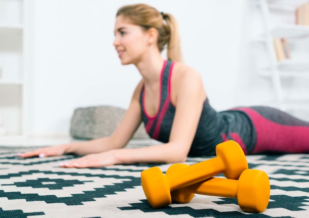 Jak wybrać idealne obciążenia do domowej siłowni?